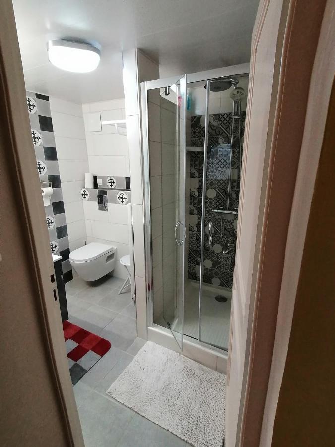 Chambres D'Hotes De L'Avison Bruyeres エクステリア 写真